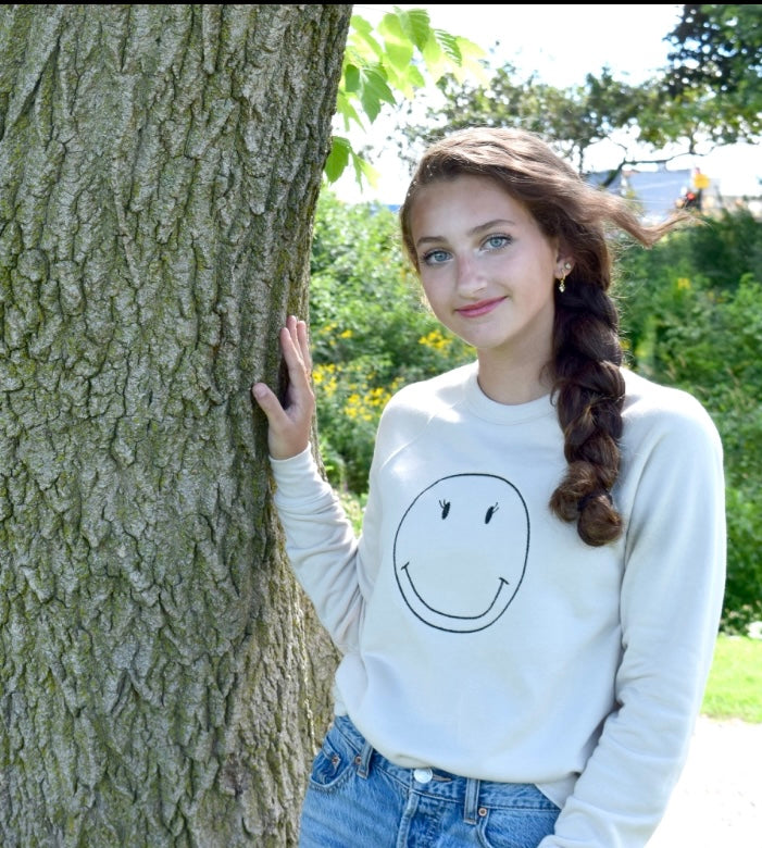 SWEATSHIRT SMILE FACE – Mother Hubbard Printing Embroidery