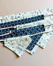 Load image into Gallery viewer, PET BANDANA - WEEK ONE
