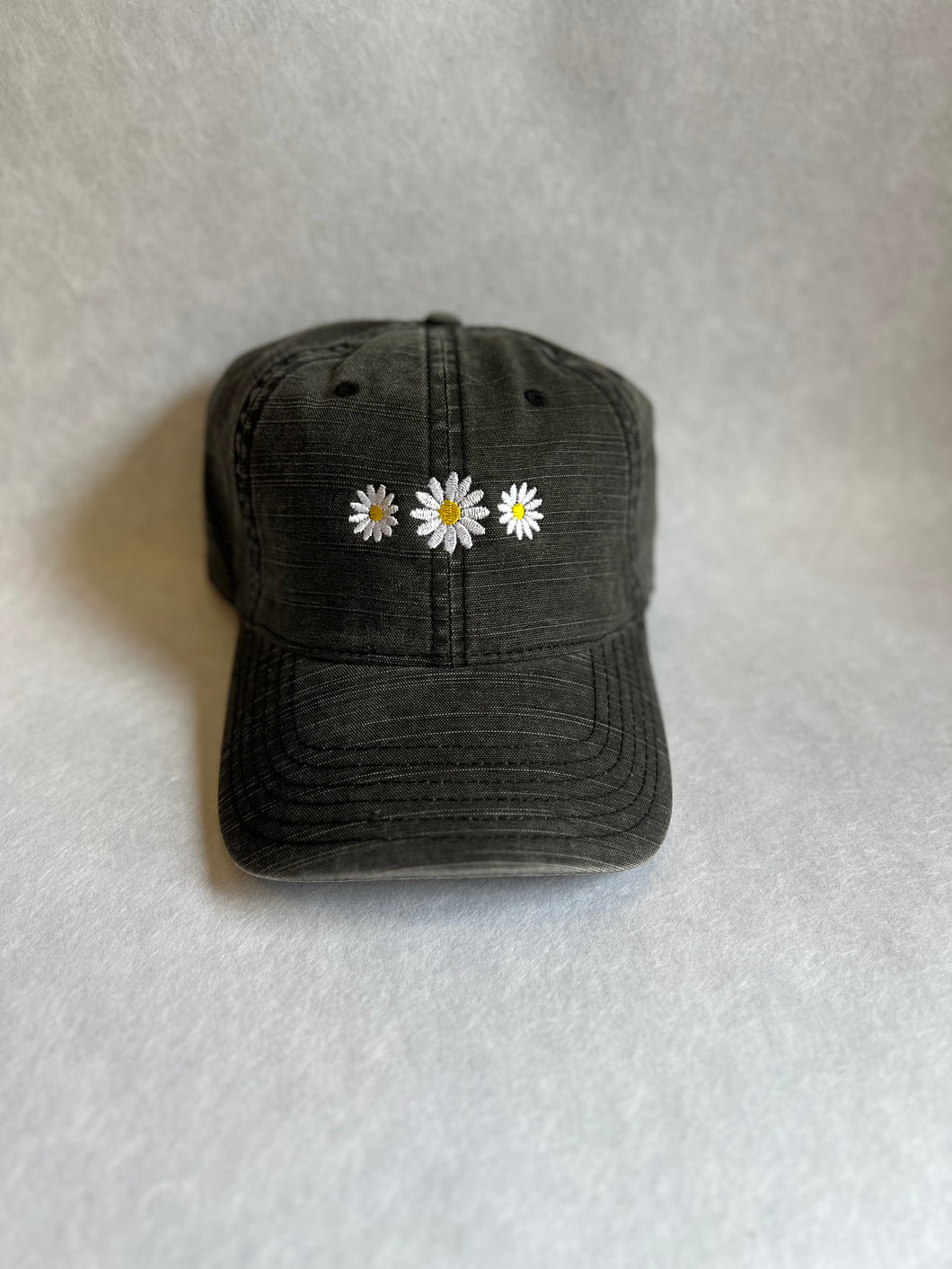 HAT - DAISIES