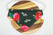 Load image into Gallery viewer, PET BANDANA - EMMA
