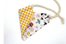 Load image into Gallery viewer, PET BANDANA - FUN GUYS
