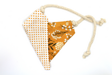 Load image into Gallery viewer, PET BANDANA - BUTTERCUP
