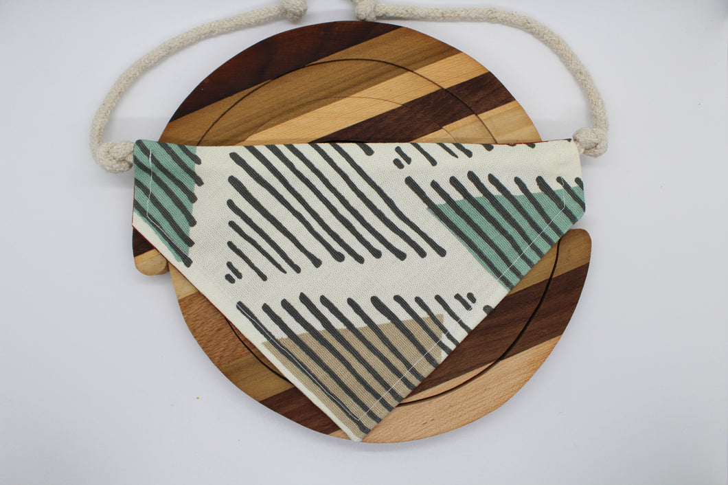 PET BANDANA - FRIDAY